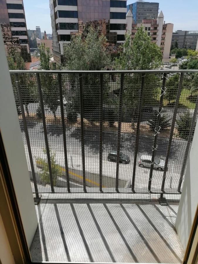 דירות ליסבון 5Min Walk From Subway Station & Free Parking מראה חיצוני תמונה