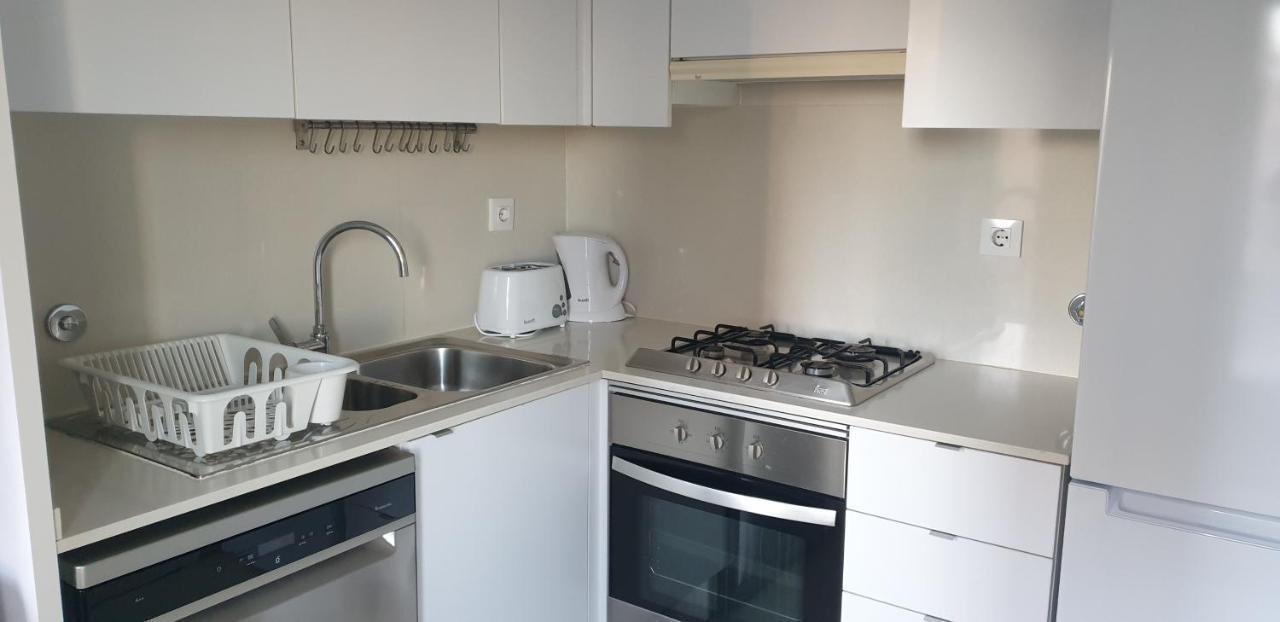 דירות ליסבון 5Min Walk From Subway Station & Free Parking מראה חיצוני תמונה